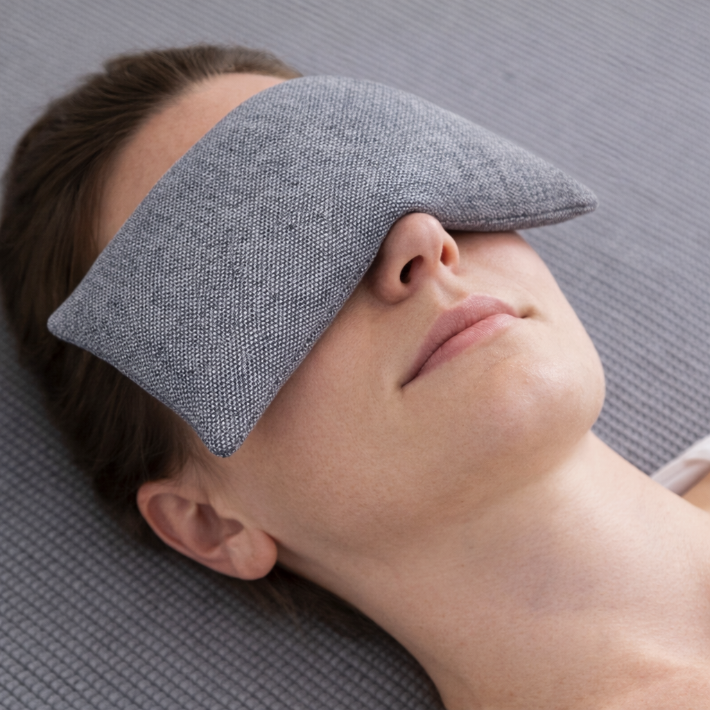 Pack 2 almohadas para ojos yoga Deep – Algodón natural – Relleno arroz y lavanda – ZAFUZEN - Imagen 3