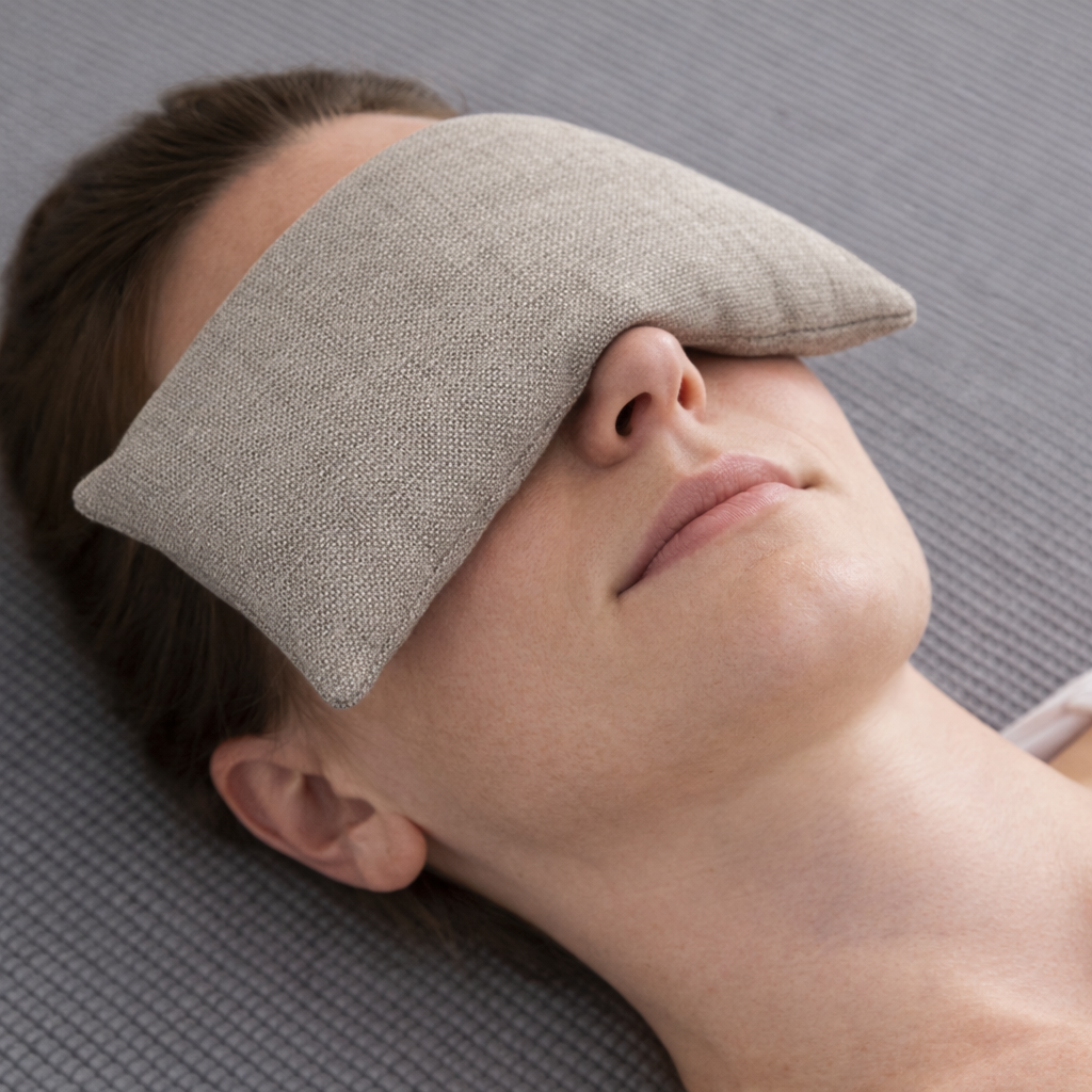 Pack 6 almohadas para ojos yoga – Algodón natural – Relleno arroz y lavanda – ZAFUZEN - Imagen 4