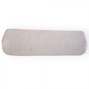 Alternative view of Bolster de Yoga cilíndrico · Cojín Bolster para Yoga Restaurativo y Savasana · Relleno de cáscara de espelta ecológica con lavanda · Funda lavable · 60×20 cm · Modelo: Sand